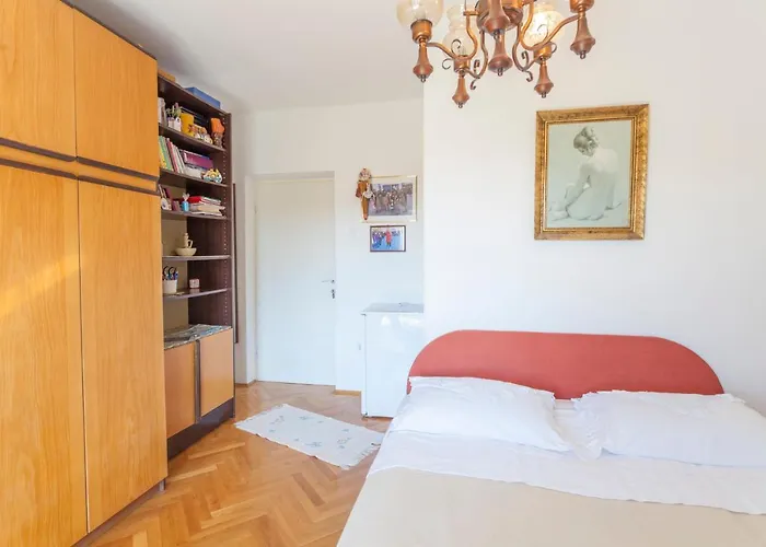 Guest house Garden & Makarska