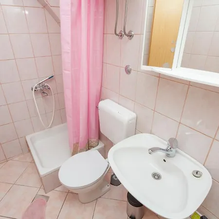 Gasthof Garden & Makarska