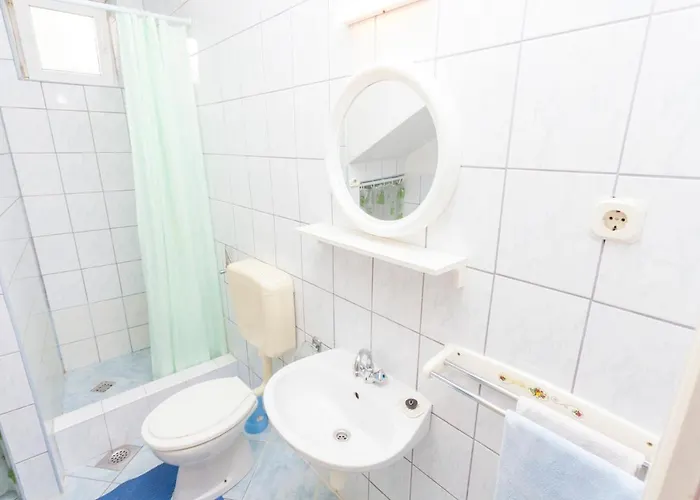 招待所 Garden & 马卡尔斯卡