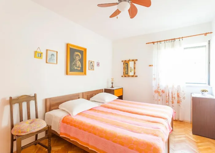 Pensionat Garden & Makarska