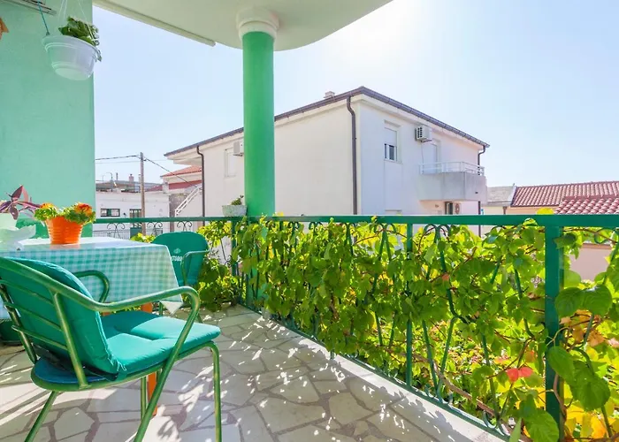 Pensionat Garden & Makarska