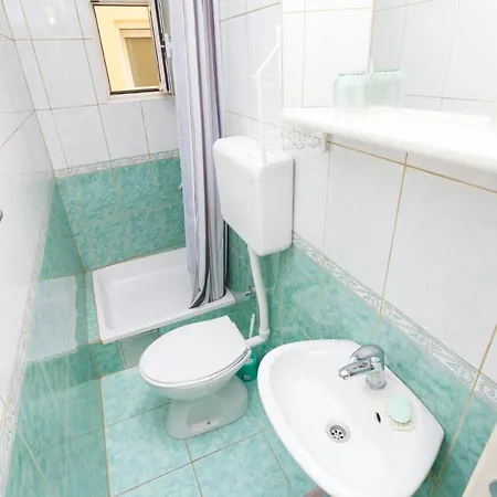 Garden & מאקרסקה